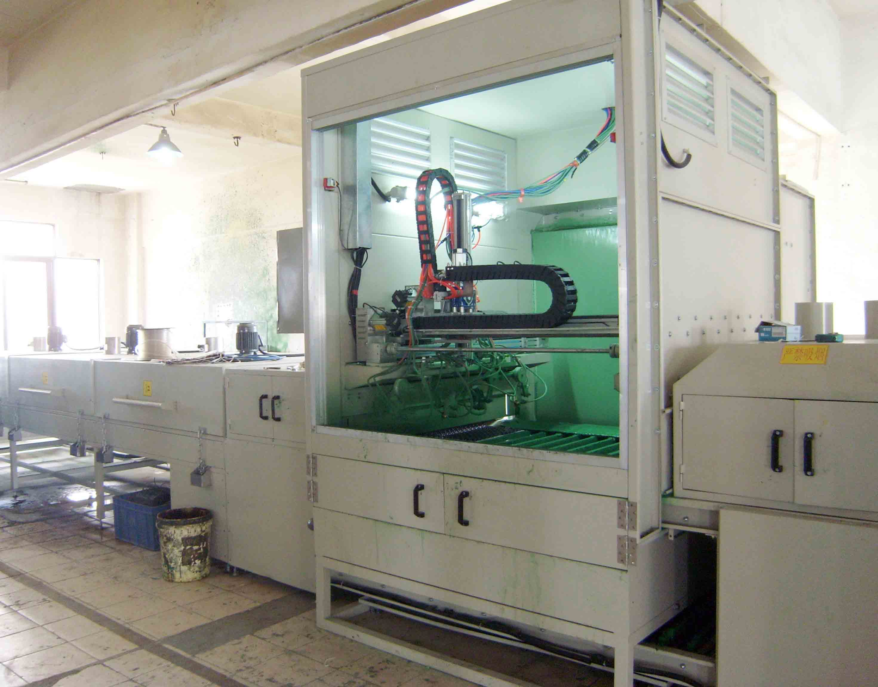 為磁材性能賦能：榮德精密噴涂設備如何實現(xiàn)矯頑力突破與成本優(yōu)化